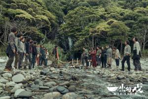 一出好戏手游官网下载正式版（The Island）图片2
