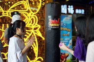 一周年新启航《野蛮人大作战》全新英雄来助阵图片1
