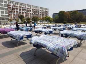 大学生晒被子搞笑图片大全完整版分享图片3