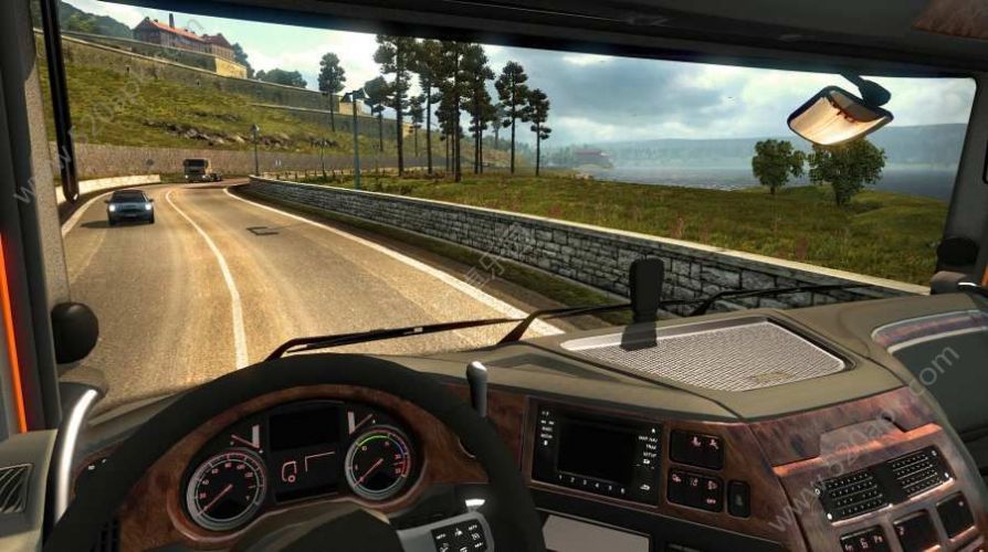 摸摸鱼欧洲卡车模拟器2游戏手机安卓版图片2